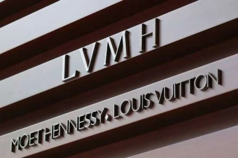 LVMH скоротила піврічну виручку на 3%