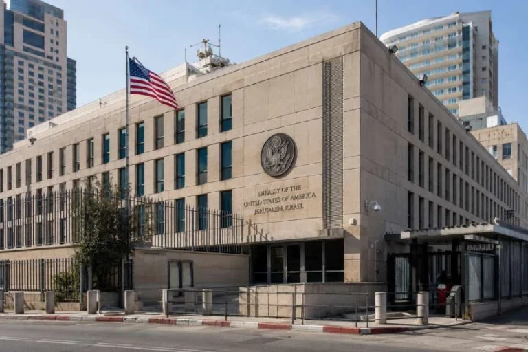 США рекомендували своїм громадянам покинути Ізраїль та інші країни Близького Сходу