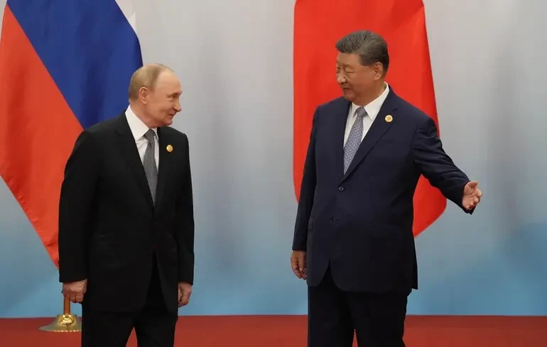 Трамп, Путін і Сі зіткнулися з несподіваною загрозою: їхня влада втрачає колишню силу, – WP